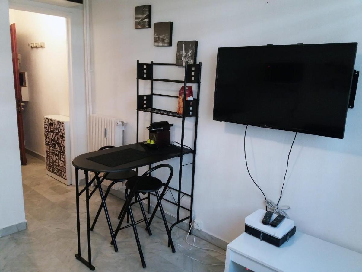 Studio Bord De Mer Nice Ouest Apartamento Exterior foto