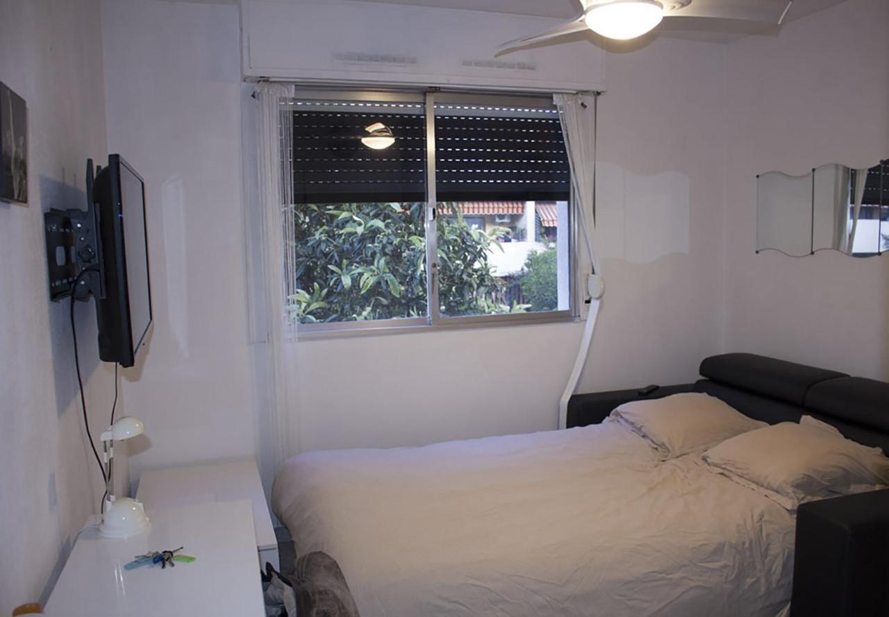 Studio Bord De Mer Nice Ouest Apartamento Exterior foto